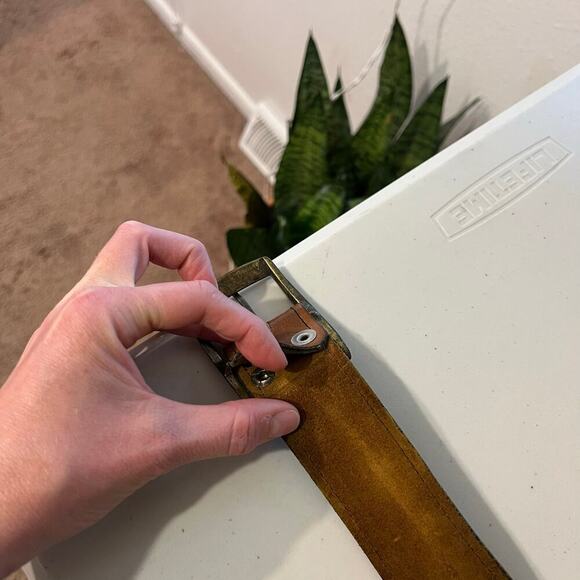 Vintage 90s Soft Tan Genuine Leather Chunky Brass Buckle Belt Size M/L - Picture 4 of 12